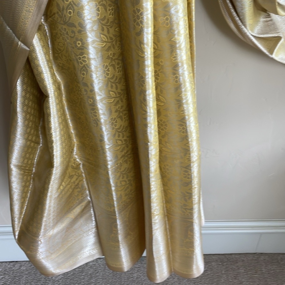 Indian saree - Picture 5 of 15